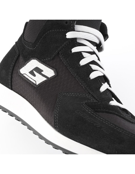 GAERNE G.RUE BLACK/WHITE TRUMPI MOTO BATAI