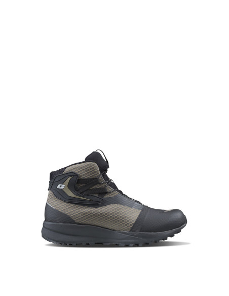 GAERNE G.XENON GORE-TEX® GREEN/BLACK SHORT MOTO BOOTS