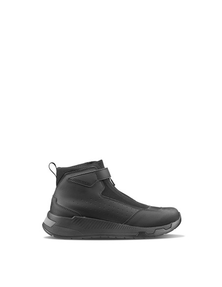 GAERNE G.ZION GORE-TEX® BLACK SHORT MOTO BOOTS