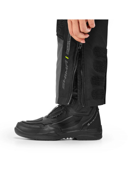 SHIMA MOTHER'S TRACKER BLACK MOTO KNEES