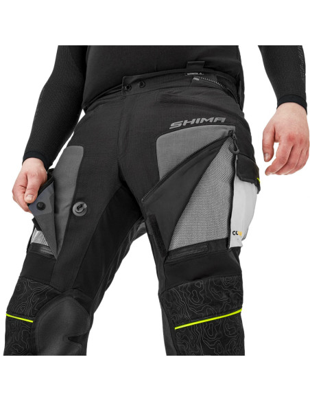 SHIMA TRACKER BLACK MOTO KNEES
