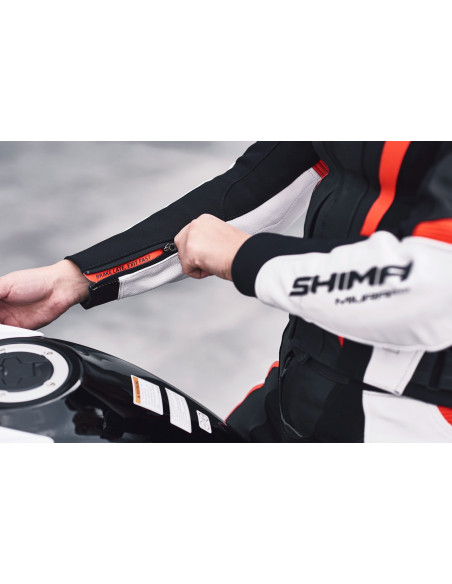 SHIMA MIURA 2.0 RED FLUO 2 DALIŲ ODINIS MOTO KOMBINEZONAS